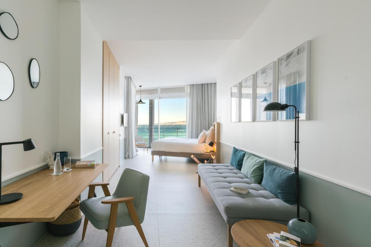 Les Bords De Hotel